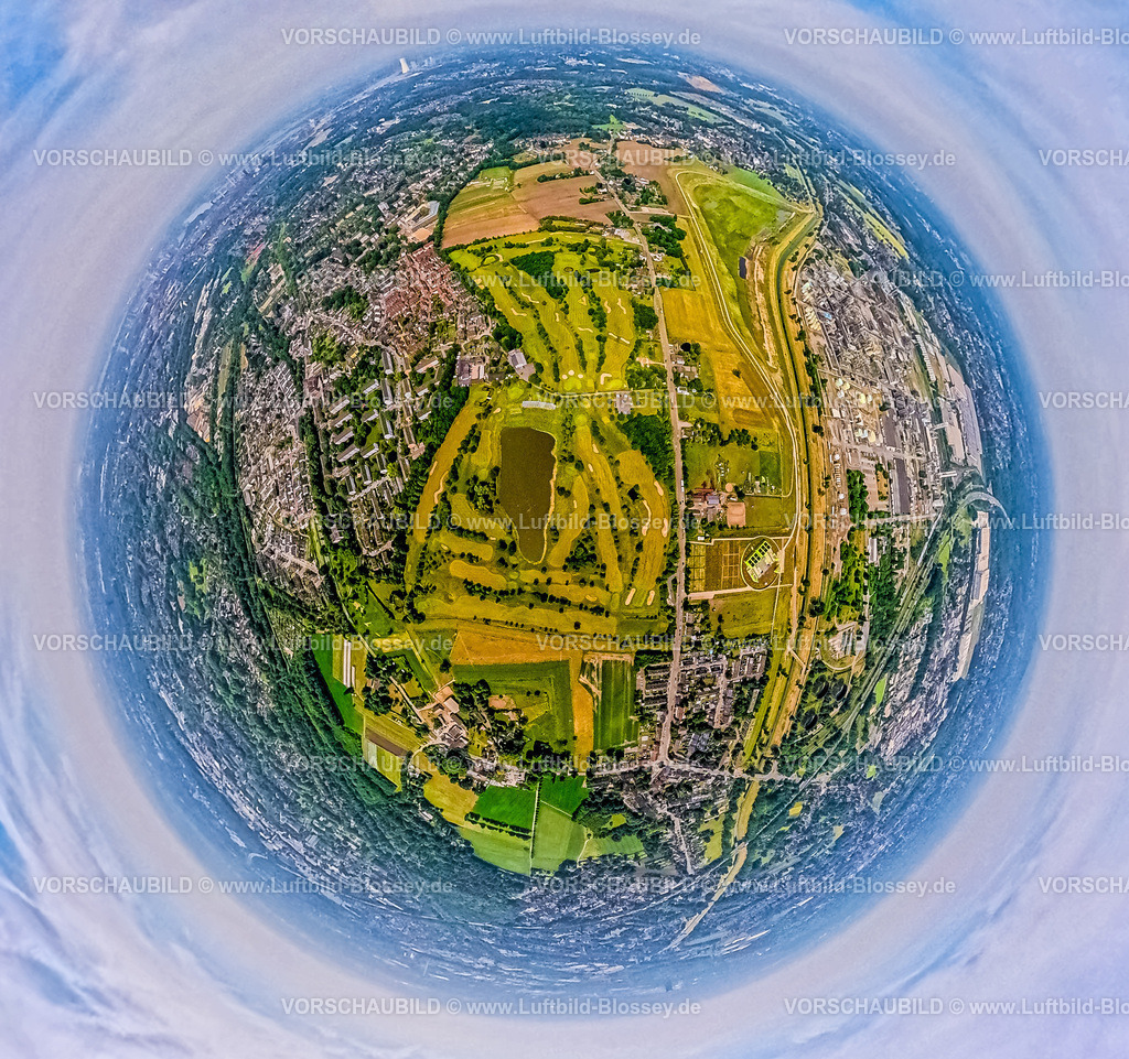 Oberhausen250590316GolfClubRoettgersbach | Luftbild, Golfclub Röttgersbach Golfwiese mit Teich, Erdkugel, Fisheye Aufnahme, Fischaugen Aufnahme, 360 Grad Aufnahme, tiny world, little planet, fisheye Bild, Holten, Oberhausen, Ruhrgebiet, Nordrhein-Westfalen, Deutschland