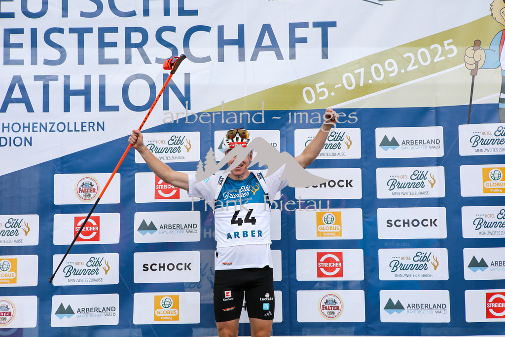 OE7A4097 | Medien- Sport- Entertainmentfotos