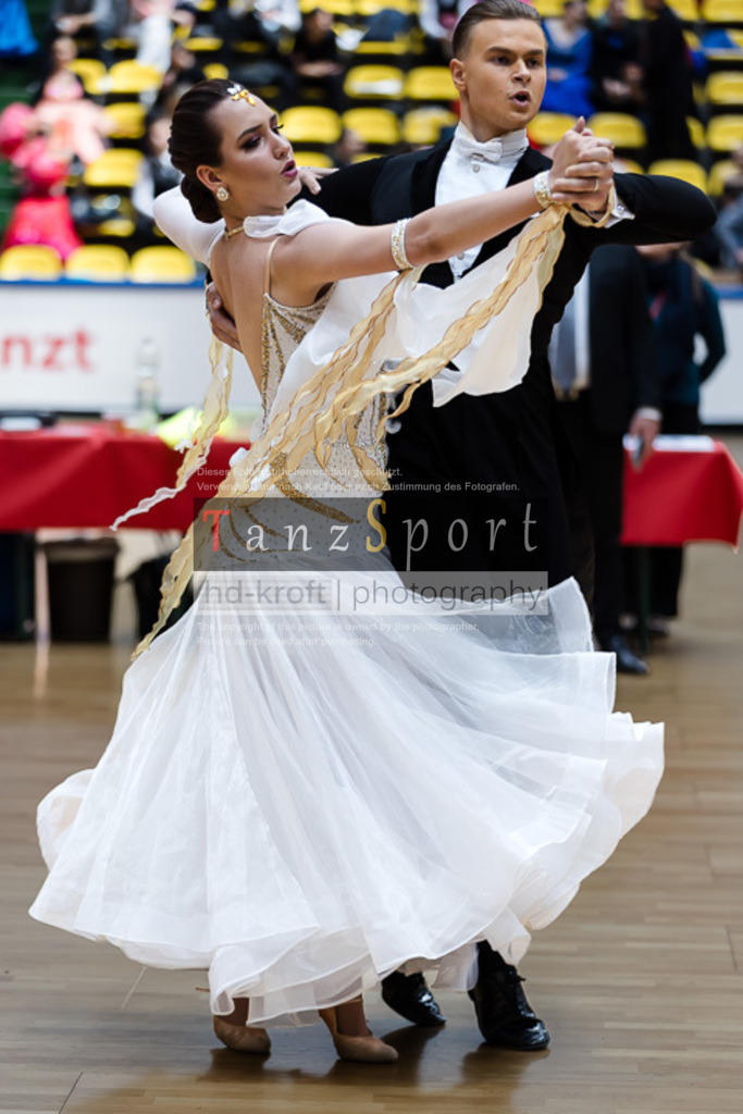 20250517_HessenTanzt_WDSF_IntOpen_Std_1543 | Tanzsportbilder, Standardtanz, Lateintanz, WDSF, DTV, LTVB, dancecomp, goc, hessen tanzt, blaues band der spree, walzer, tango, wiener walzer, slowfox, quickstepp, samba, rumba, cha-cha-cha, paso doble. jive, hd-kroft photography, turniertanzsport