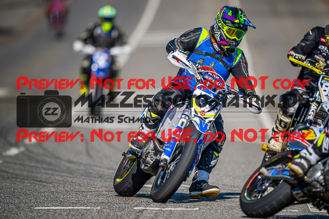 MaZZes_FotoMatrix_230609_5475 | UE40