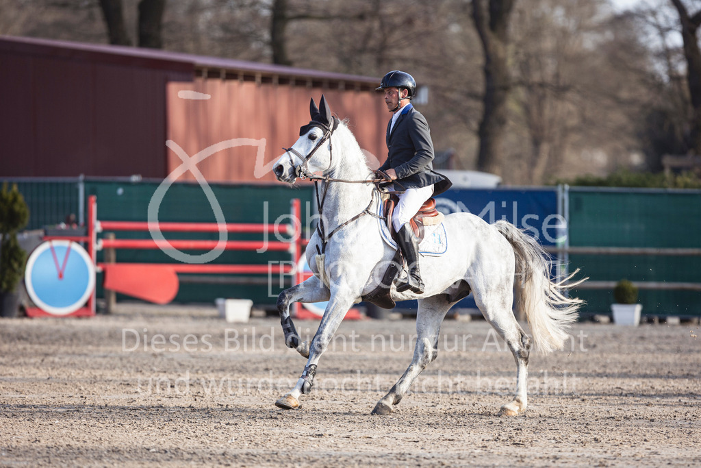 250408_Mühlen_SprPf-M-552 | Deine schönsten Turniermomente als professionelle Fotos! Entdecke hochwertige Pferdesport-Fotografie im Online-Shop. Jetzt Fotos finden & bestellen!