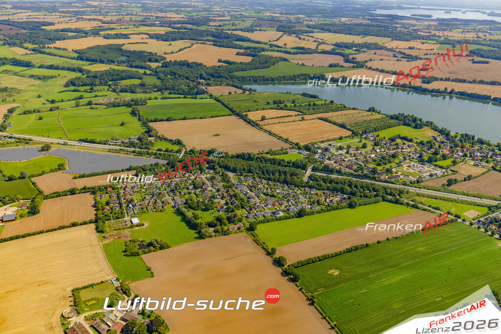 Stadt Stolpe von Oben- Die Luftaufnahme wurde 2025 vom UL-Flugzeug heraus erstellt ( keine Drohnenaufnahme ) - Hochauflösende Luftaufnahme - für Wandbilder und großformatige Ausdrucke geeignet. Das besondere Geschenk!Hier alle&nbsp;Infos zur Lizenzierung der LuftaufnahmeWir fliegen auch dieses Jahr wieder in Ihre Region um Luftbilder zu erstellen.- Luftbild anfragen