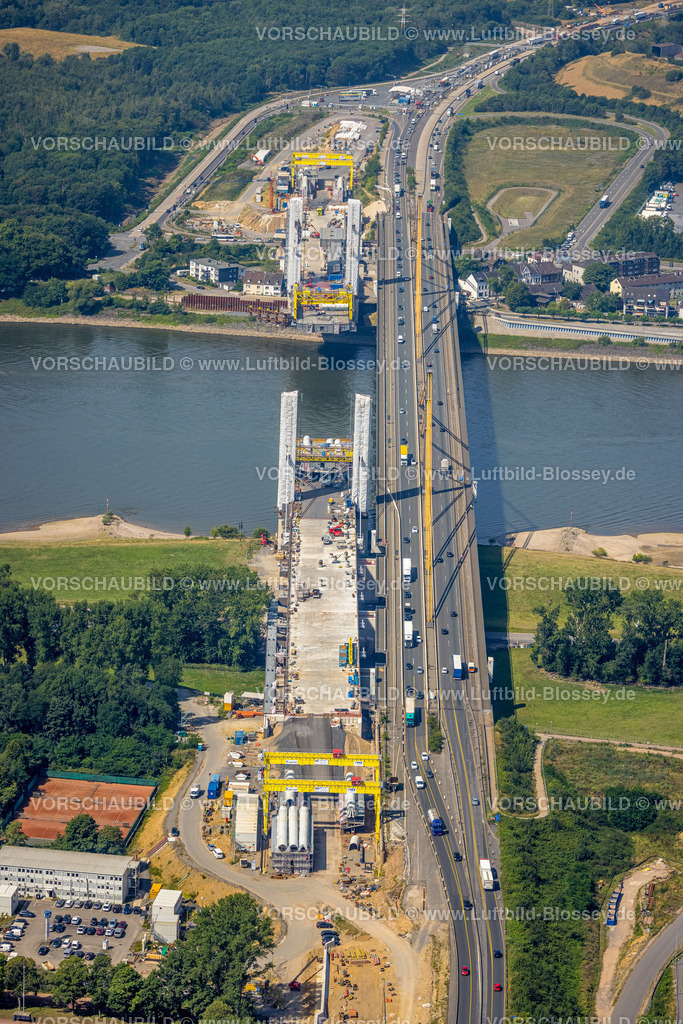 Duisburg220701939 | Luftbild, Baustelle mit  Erweiterung der Autobahn A40 inklusive Ersatzneubau der Rheinbrücke Neuenkamp, Neuenkamp, Duisburg, Ruhrgebiet, Nordrhein-Westfalen, Deutschland