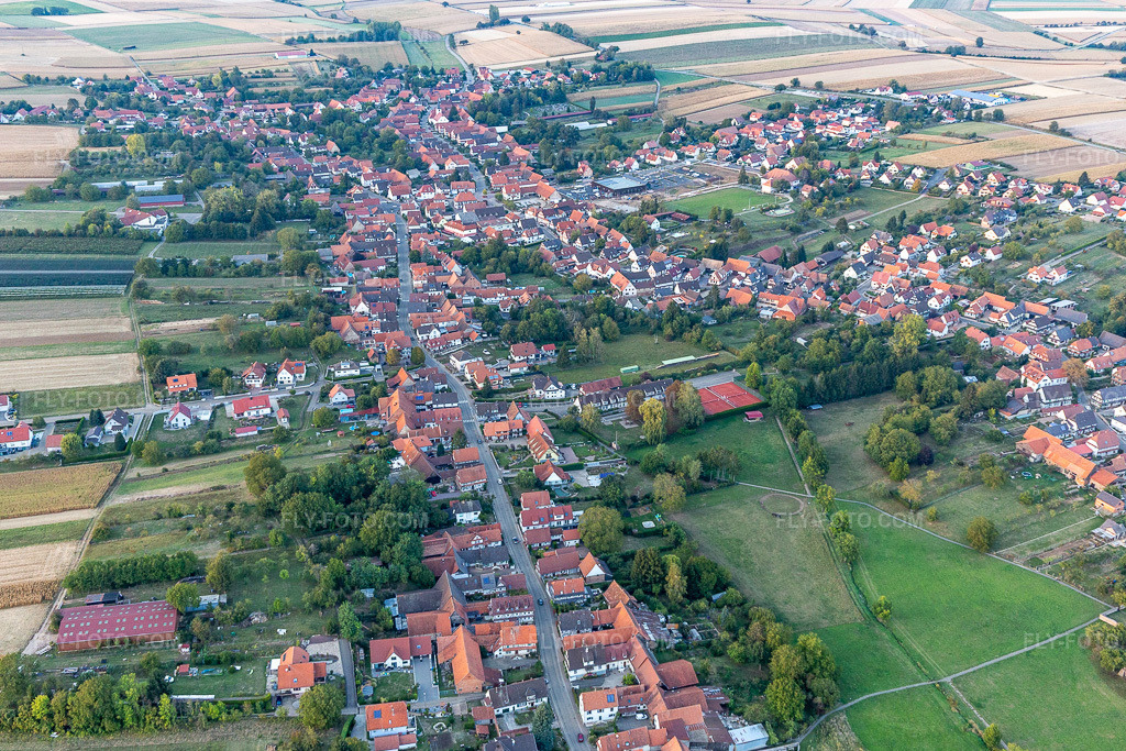 Aerial view: View of the town in Seebach in the state Bas-Rhin, France.Photo: IMG_123297.jpg taken on 09/30/2020 by Werner Riehm/FLY-FOTO.comResolution of the original: 5154 x 3436 px