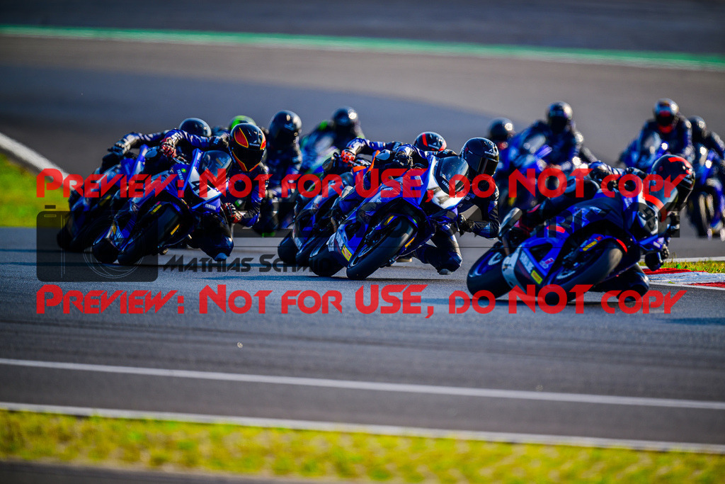 MaZZes_FotoMatrix_240831_6007705_1699 | R7