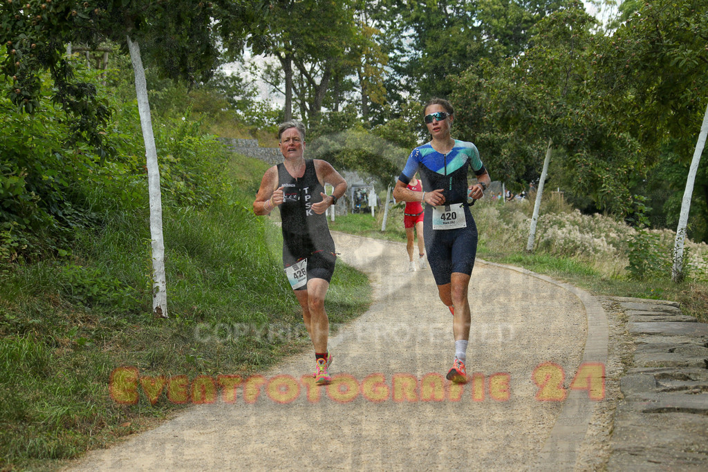 250824_1352_EX1_4034 | Sportfotografie im Rhein-Sieg Kreis, Köln, Bonn, NRW, Rheinland Pfalz, Hessen, etc. Unser Tätigkeitsfeld umfasst den Laufsport vom Volkslauf über den Marathon, Duathlon, Triathon bis zum Ultralauf wie Kölnpfad Ultra oder Schindertrail.
