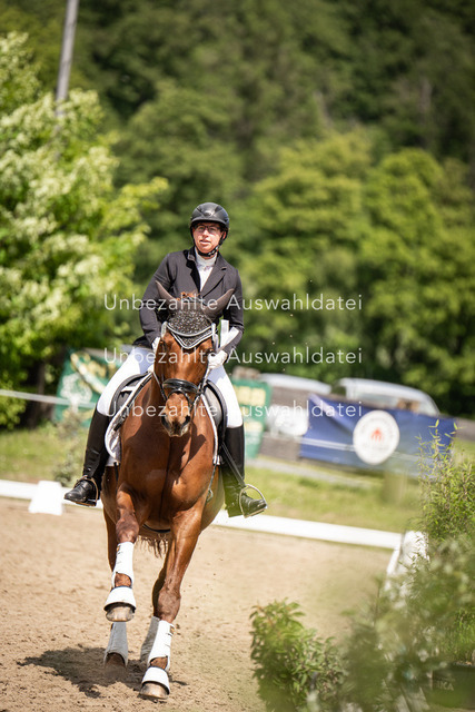 Bad_Meinberg_05965 | saradresslerfotografie - Realisiert mit Pictrs.com