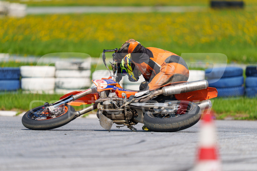 GRIPcapture-20260411-101-999-375 | GREINBACH, AUSTRIA - JUNE 20-21, 2026: Riders compete during the G-Cup, Austrian Supermoto Championship and Hungarian Supermoto Championship at PS Racing Center Greinbach, Austria. Image shows .Photo: GRIPcapture / Andrea Kurz