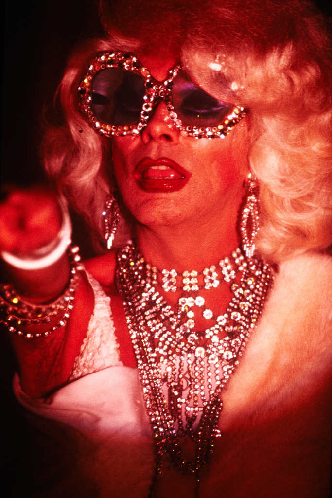 06USA_NY_Mary+Gordi_1983_theAnvil_11499 | Beegebilder online. 
BIldarchiv von Beege Fotodesign mit ausgewählten Werken, die sich besonders gut für die Dekoration Ihrer Räume oder Wände eignen. 