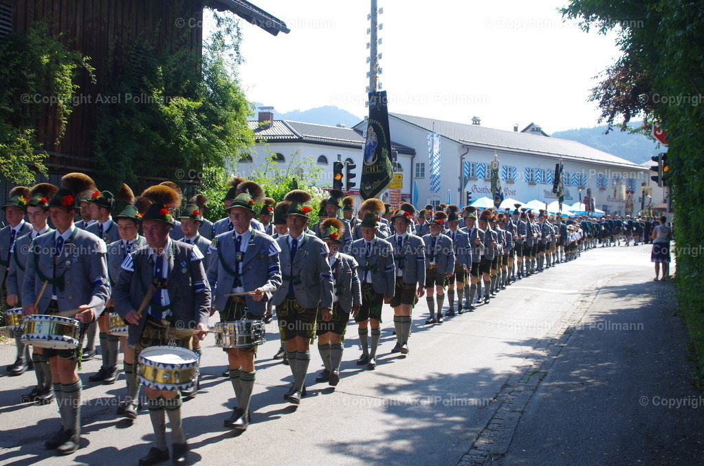 IMGP3987 | fotografiert von Axel PollmannLeonhardi Wallfahrt Benediktbeuern und Murnau, Fronleichnam, Fasching, Landschaft im Loisachtal und Benediktbeuern  - Realisiert mit Pictrs.com