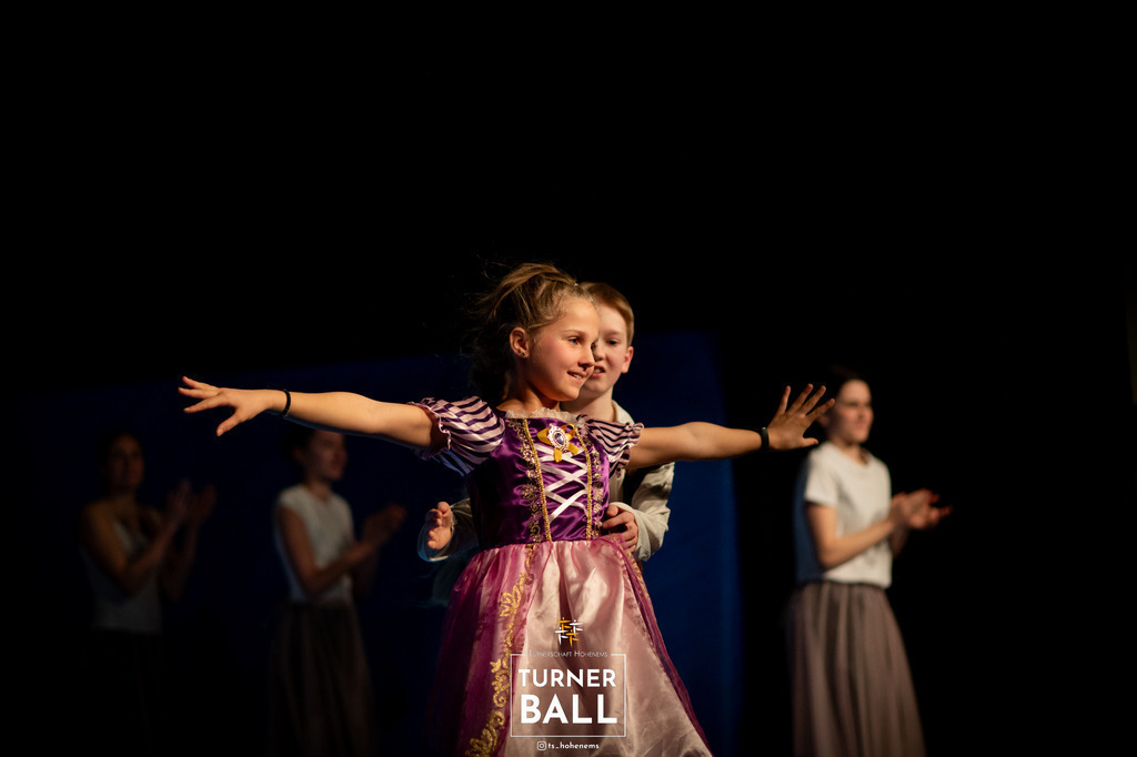 DSC_0024 | "Fussifoto.com – Ihr Ansprechpartner für hochwertige Fotografie! Entdecken Sie kreative Bilder und professionelle Dienstleistungen. Kontaktieren Sie uns für Ihre Projekte!"