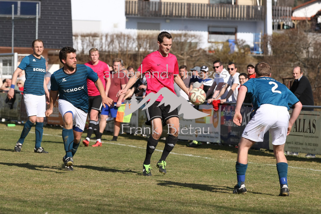 993T5685 | Medien- Sport- Entertainmentfotos