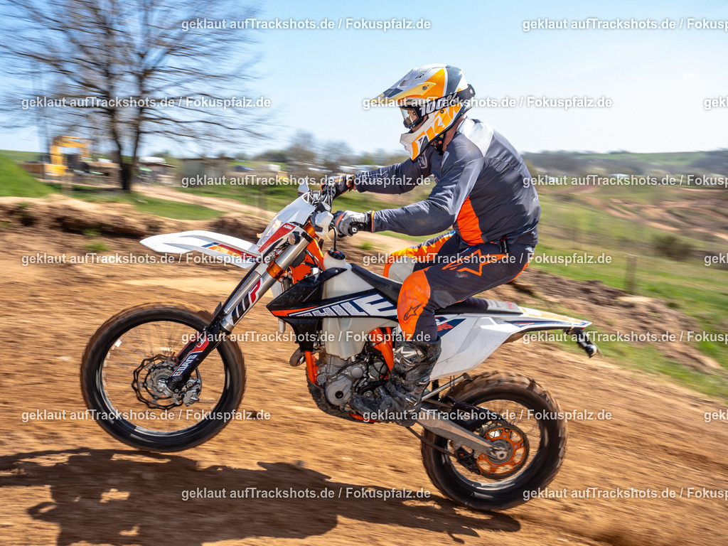 Schweyen040525-141 | Trackshots.de / Fokuspfalz.de - Realisiert mit Pictrs.com