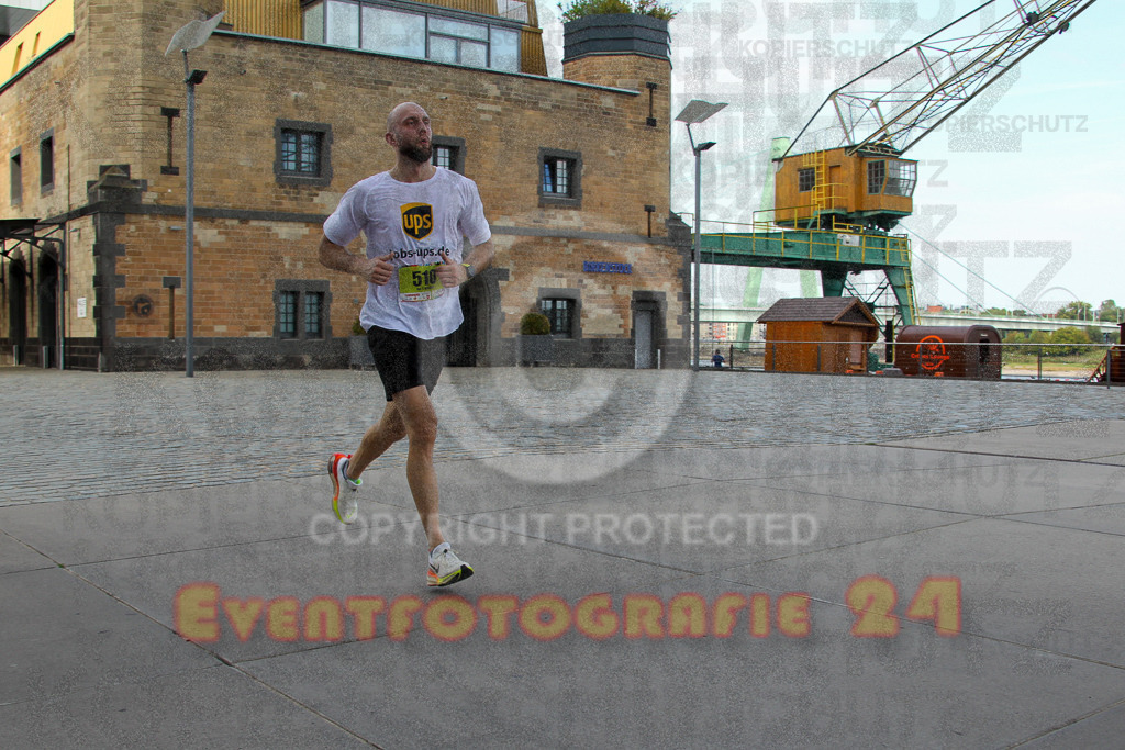 250920_1510_EV4_8203 | Sportfotografie im Rhein-Sieg Kreis, Köln, Bonn, NRW, Rheinland Pfalz, Hessen, etc. Unser Tätigkeitsfeld umfasst den Laufsport vom Volkslauf über den Marathon, Duathlon, Triathon bis zum Ultralauf wie Kölnpfad Ultra oder Schindertrail.