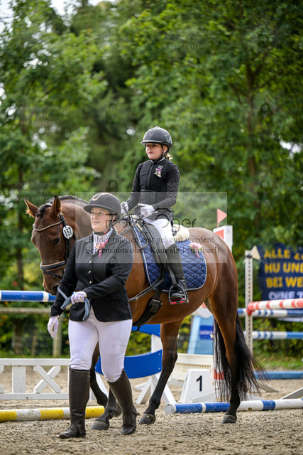 FOTO OGER | Entdecke hochwertige Reitturnierfotos von Foto Oger. Professionell, emotional und authentisch – jetzt Lieblingsmomente im Shop bestellen. - Realisiert mit Pictrs.com