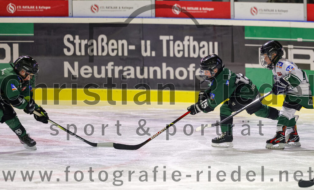 2025-11-30_106_TSV_Erding_gegen_EC_Peiting | Erding, Deutschland, 30.11.2025:Eishockey, Oberliga Süd 2025 / 2026, 22. Spieltag, TSV Erding gegen EC Peiting, Endergebnis: 5:1Foto: Christian Riedel / fotografie-riedel.net