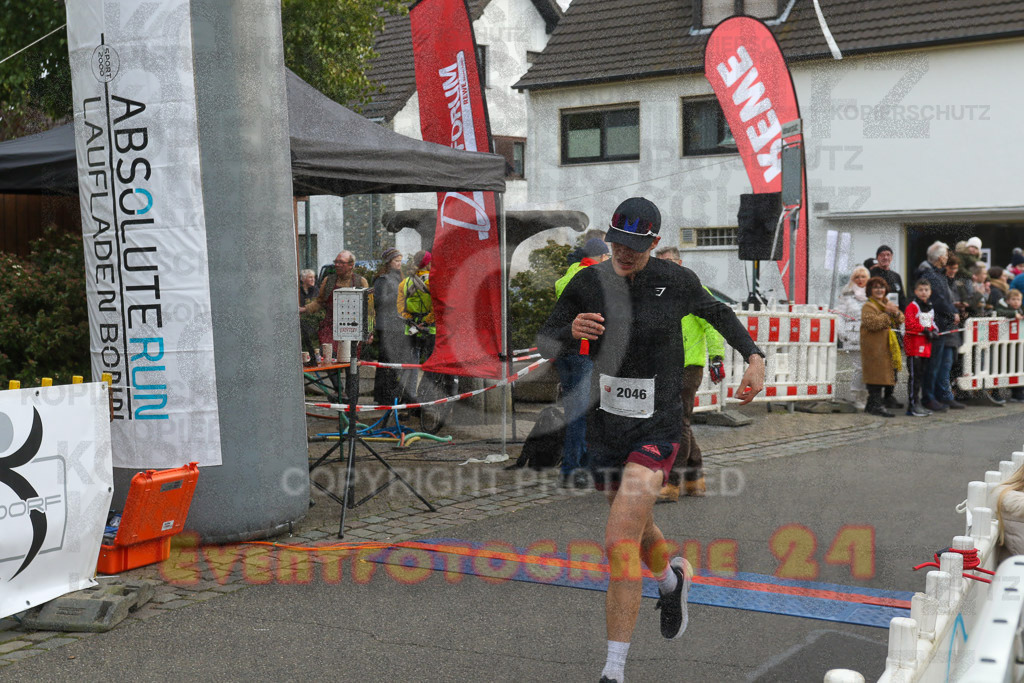 221127_1209_EV9_3325 | Sportfotografie im Rhein-Sieg Kreis, Köln, Bonn, NRW, Rheinland Pfalz, Hessen, etc. Unser Tätigkeitsfeld umfasst den Laufsport vom Volkslauf über den Marathon, Duathlon, Triathon bis zum Ultralauf wie Kölnpfad Ultra oder Schindertrail.