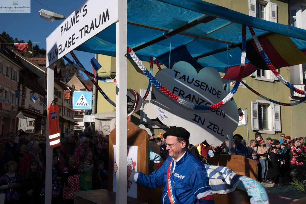 FasMo_23-032 | Fotoblog Schwarzwald, Foto Blog Wiesental, Pfaffenberg, Winterzauber, Zeller Bergland, Zell im Wiesental, Fotoblog Wiesental, Landschaftsfotos, Bilder Wiesental, Natur, Naturbilder, Fastnacht, Zeller Fastnacht, Zeller Fasnacht, Zeller Bergland, Belchen, - Realisiert mit Pictrs.com