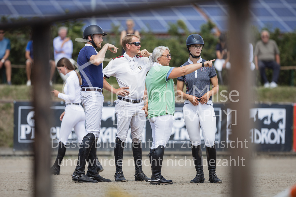 230625_PfSpTa_M1-Stil-500 | Deine schönsten Turniermomente als professionelle Fotos! Entdecke hochwertige Pferdesport-Fotografie im Online-Shop. Jetzt Fotos finden & bestellen!