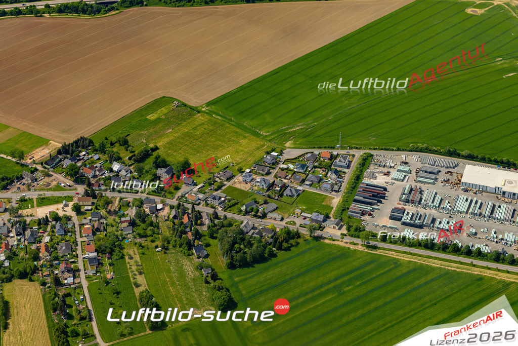 Die Luftaufnahme Gersdorf - Hainichen wurde 2022 vom Flugzeug aus (keine Drohne) erstellt. Hohe Auflösung -für große Poster und Wandbilder geeignet - Garantiert!