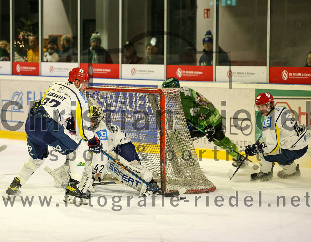 2023-12-26_123_TSV_Erding_gegen_ERV_Schweinfurt | Erding, Deutschland, 26.12.2023:
Eishockey, Bayernliga Vorrunde 2023 / 2024, 20. Spieltag, TSV Erding gegen ERV Schweinfurt, Endergebnis: 9:3

Foto: Christian Riedel / fotografie-riedel.net