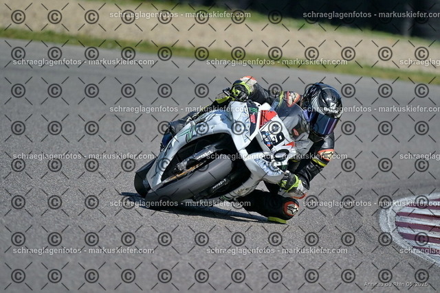 26BT02-1219 | markuskiefer.com - Realisiert mit Pictrs.com