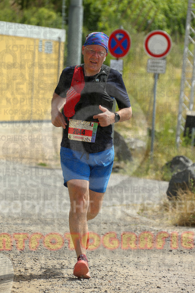 220618_1143_EX1_9485 | Sportfotografie im Rhein-Sieg Kreis, Köln, Bonn, NRW, Rheinland Pfalz, Hessen, etc. Unser Tätigkeitsfeld umfasst den Laufsport vom Volkslauf über den Marathon, Duathlon, Triathon bis zum Ultralauf wie Kölnpfad Ultra oder Schindertrail.