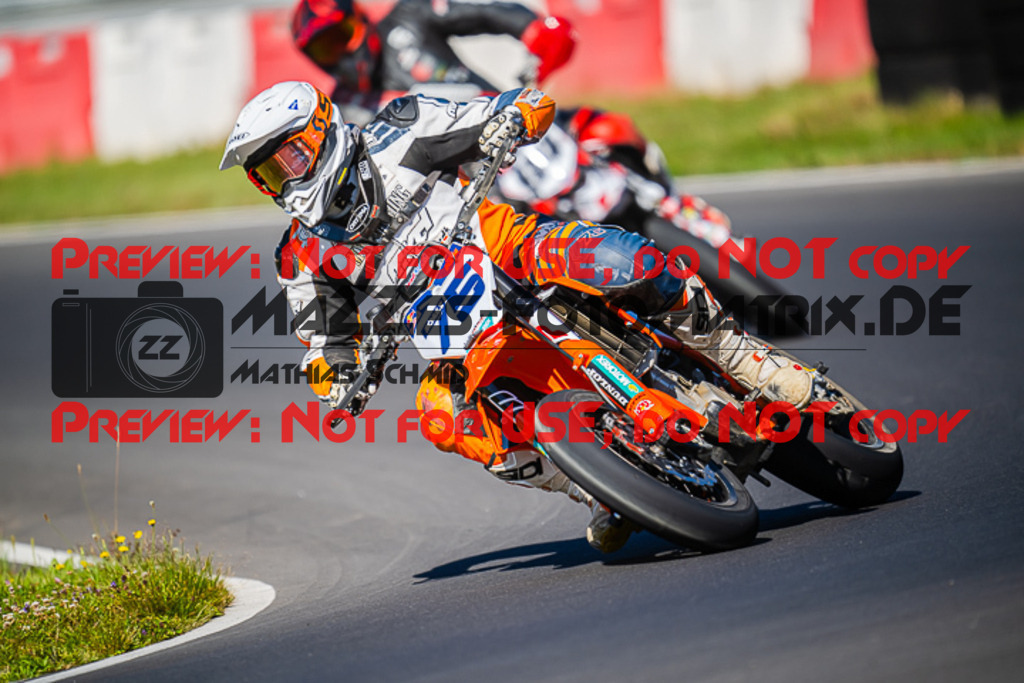 MaZZes_FotoMatrix_220703_7248 | UE40