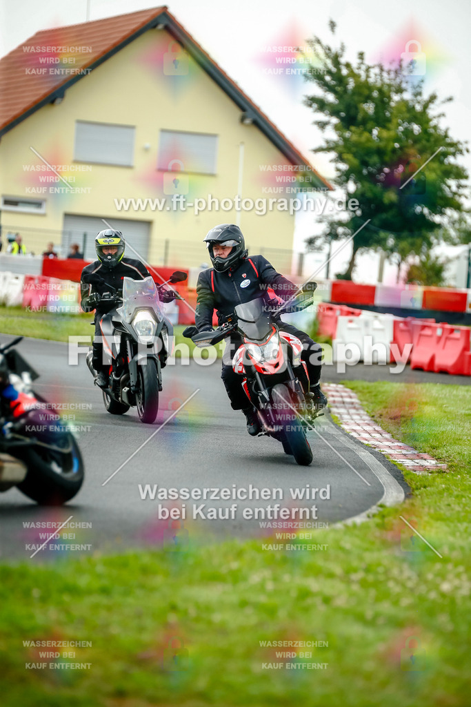 VBK-3773 | Hier findet Ihr Bilder von Touristenfahrten auf der Nürburgring Nordschleife oder von anderen Veranstaltungen die ich besucht habe. Viel Spass beim Durch Schauen 