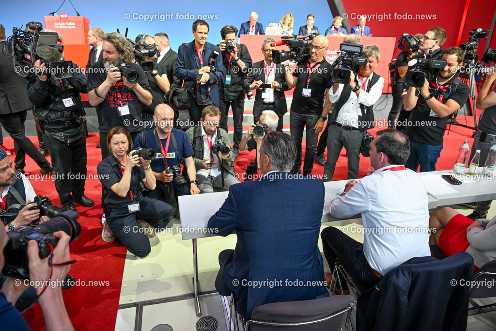 Bundesparteitag SPOE in Linz Design Center_ 03.06.2023-123 | 03.06.2023, Linz, AUT, Bundesparteitag SPOE in Linz Design Center, im Bild Hans-Peter Doskozil (SP, LH Burgenland)