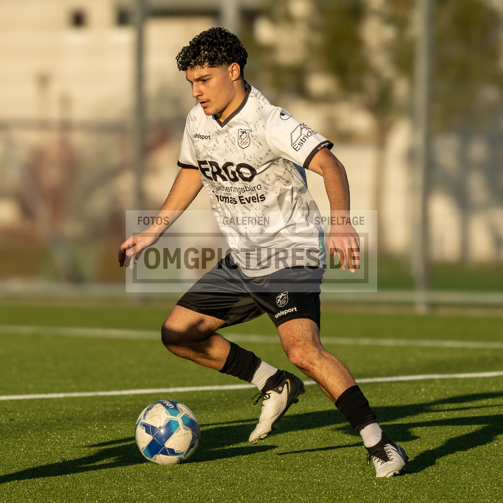 _OMG0135 | www.omgpictures.de, Sportfotograf, Verein, Fotograf, Baden Württemberg, Stuttgart, Heilbronn, omgpictures, Spieltag,  - Realisiert mit Pictrs.com