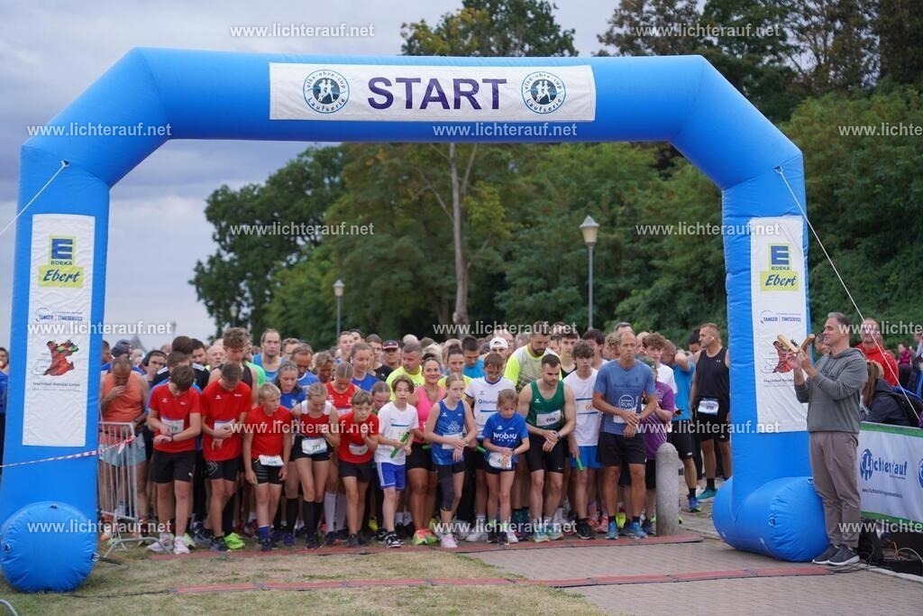 DSC05214 | Lichterlauf  - Realisiert mit Pictrs.com