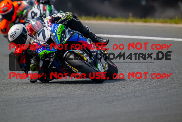 MaZZes_FotoMatrix_220520_3060 | Fotograf Mathias Schmid
Sportfotograf,
Eventfotograf,
Hochzeitsfotograf,
Portraitfotograf