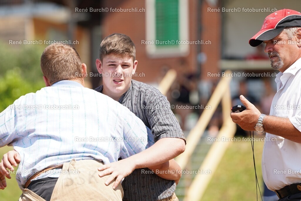 51 | René Burch leidenschaftlicher Fotograf aus Kerns in Obwalden.  Hier finden sie Sport, Landschaft und Natur Fotografie.
 - Realisiert mit Pictrs.com