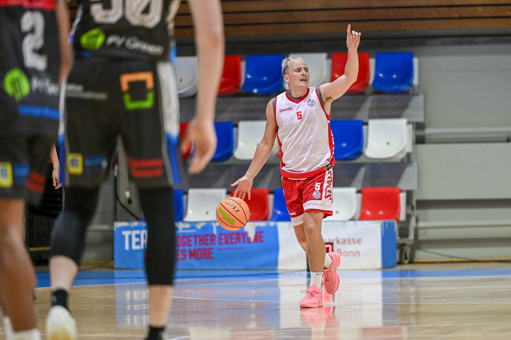 rsk_066 | Fotos von Basketballspielen aus dem Raum NRW fotografiert von Gero Mueller-Laschet und Daniel Schaefer - Realisiert mit Pictrs.com