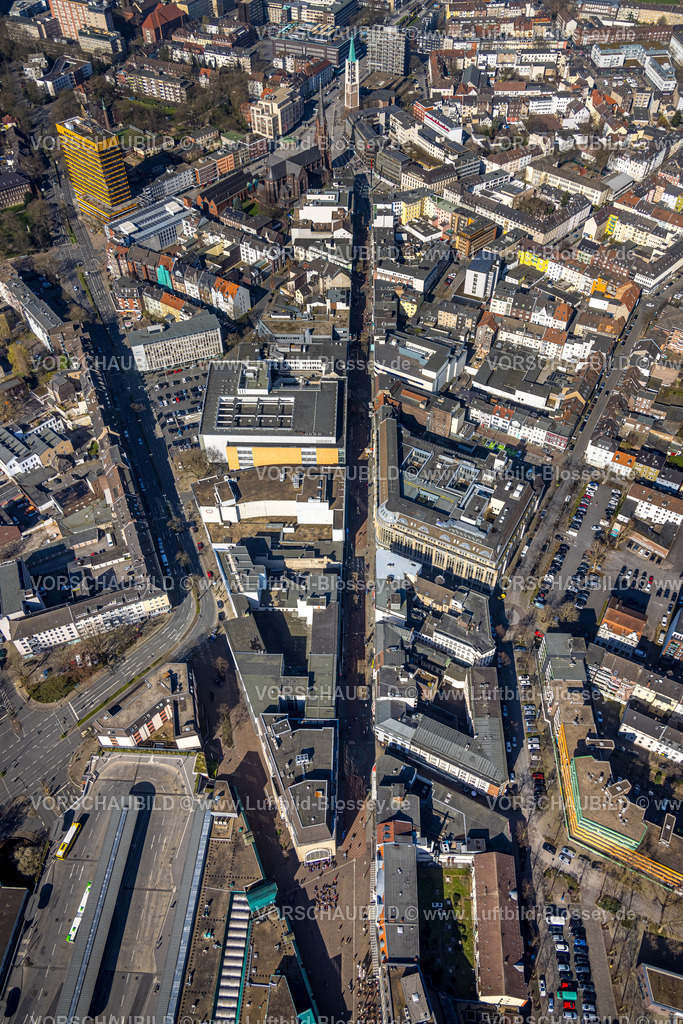Gelsenkirchen240301161 | Luftbild, City Innenstadtansicht mit Husemannstraße und Bahnhofstraße, Bahnhofsvorplatz, Altstadt, Gelsenkirchen, Ruhrgebiet, Nordrhein-Westfalen, Deutschland