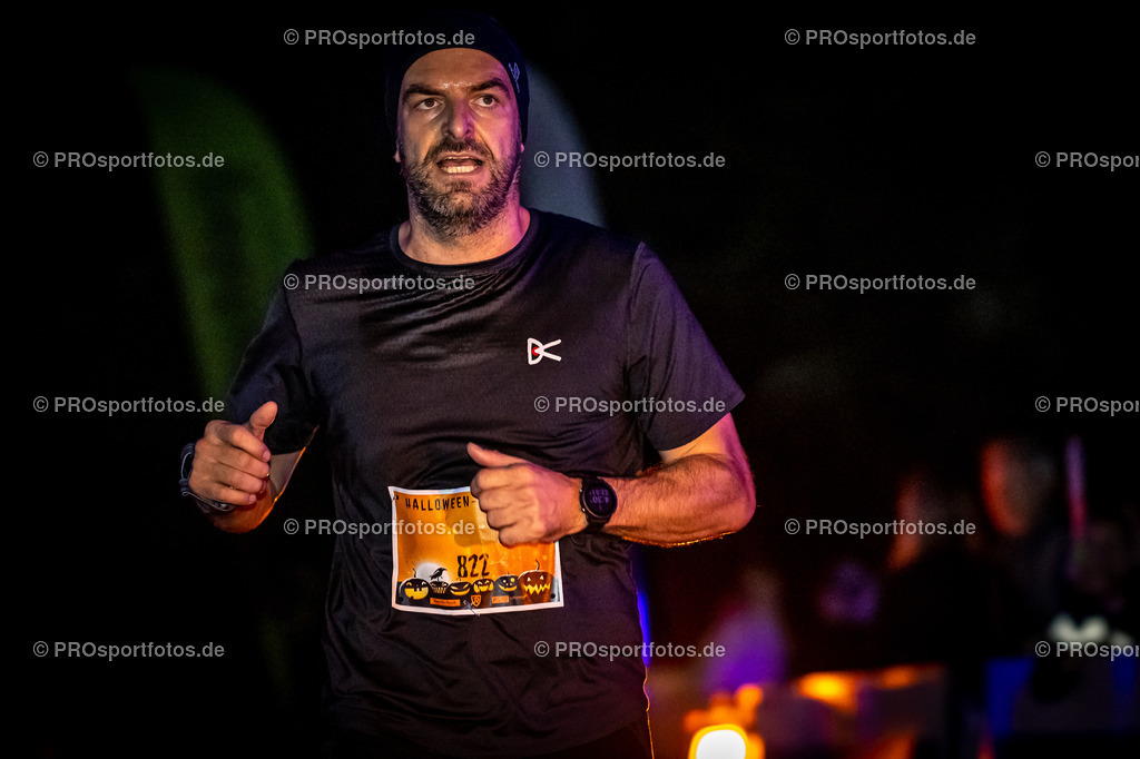 Halloween Run 2022 in Koeln, 31.10.2022 | Impressionen vom Halloween Run 2022 am 31.10.2022 in Koeln (Forstbotanischer Garten Rodenkirchen). Foto: BEAUTIFUL SPORTS/Axel Kohring
