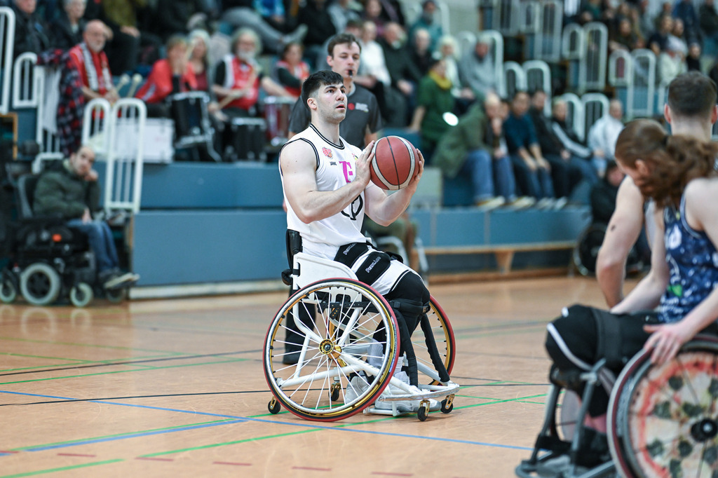 gml_015 | Fotos von Basketballspielen aus dem Raum NRW fotografiert von Gero Mueller-Laschet und Daniel Schaefer - Realisiert mit Pictrs.com