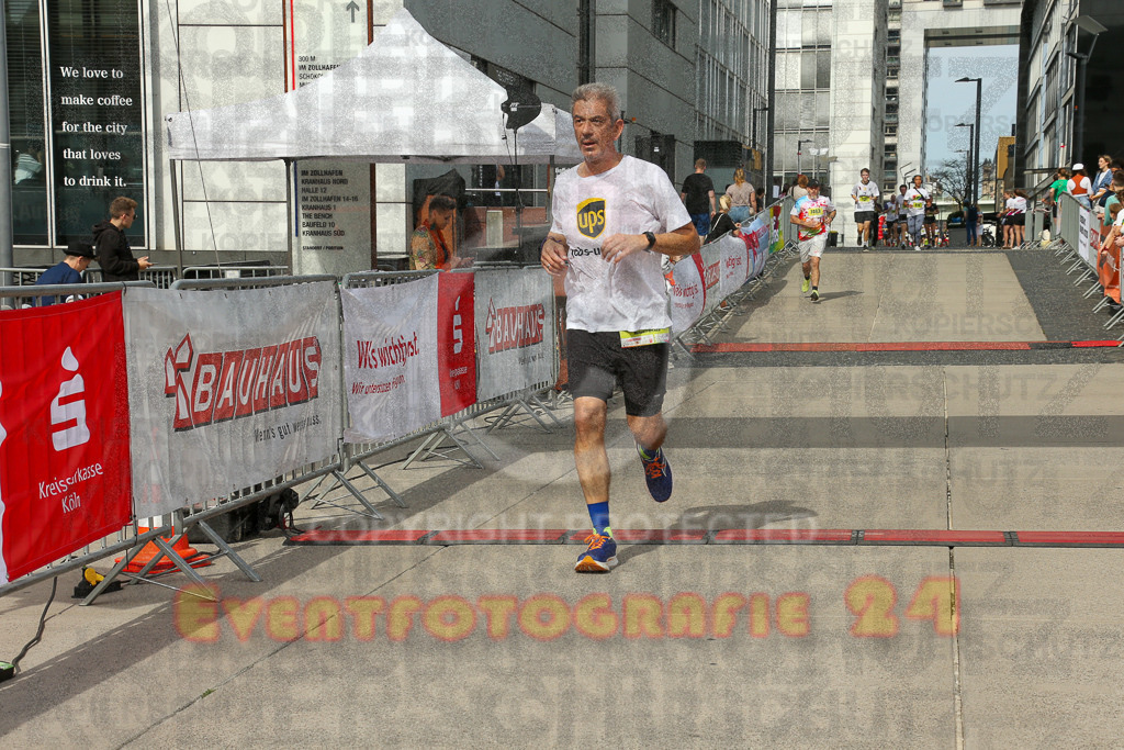 250920_1327_EX1_4659 | Sportfotografie im Rhein-Sieg Kreis, Köln, Bonn, NRW, Rheinland Pfalz, Hessen, etc. Unser Tätigkeitsfeld umfasst den Laufsport vom Volkslauf über den Marathon, Duathlon, Triathon bis zum Ultralauf wie Kölnpfad Ultra oder Schindertrail.