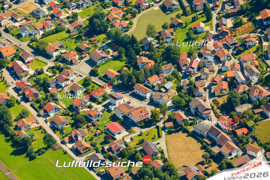 Luftaufnahme von  Hohenwarth - Die Luftaufnahme wurde 2025 vom UL-Flugzeug heraus erstellt ( keine Drohne ) - Hochauflösende Luftaufnahme - für professionelle Ausdrucke geeignet. Die Geschenkidee !Mit Lizenz und Bildrechte bestellbar