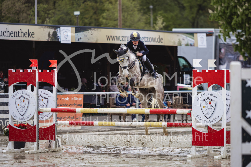 240426_Olfen-Vinnum_PonyTrophy-148 | Deine schönsten Turniermomente als professionelle Fotos! Entdecke hochwertige Pferdesport-Fotografie im Online-Shop. Jetzt Fotos finden & bestellen!