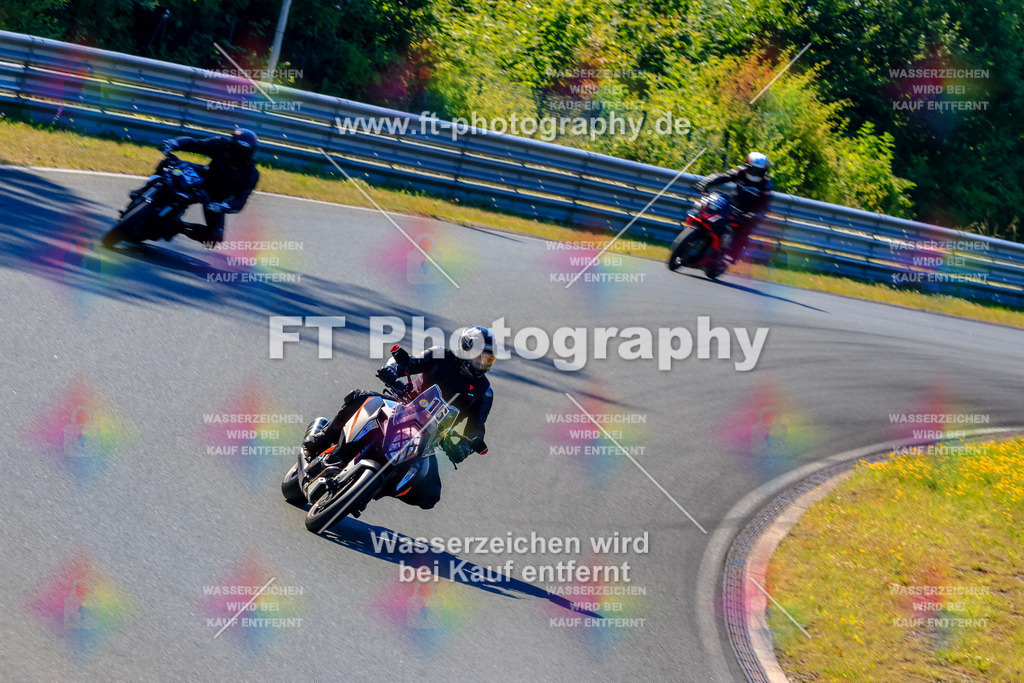 _TCM5613 | Hier findet Ihr Bilder von Touristenfahrten auf der Nürburgring Nordschleife oder von anderen Veranstaltungen die ich besucht habe. Viel Spass beim Durch Schauen 