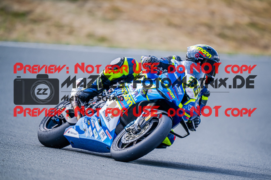 MaZZes_FotoMatrix_220722_7484 | IDM1000