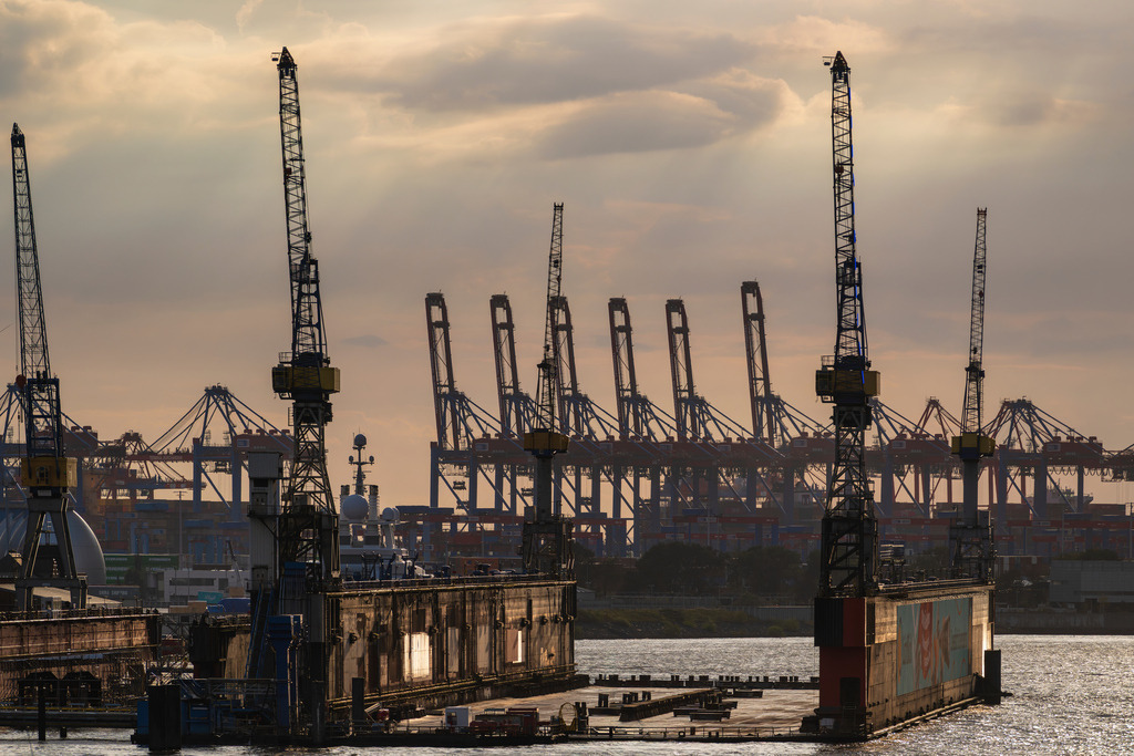 2025_09_11_HH-LANDUNGSBRUECKEN+REEPERBAHN_MCP2200 | Hochwertig gedruckte Fotografien für die Wand, als Kalender und zum Verschenken. Hamburg & Norddeutschland und überall wo ich mit der Kamera unterwegs war.
