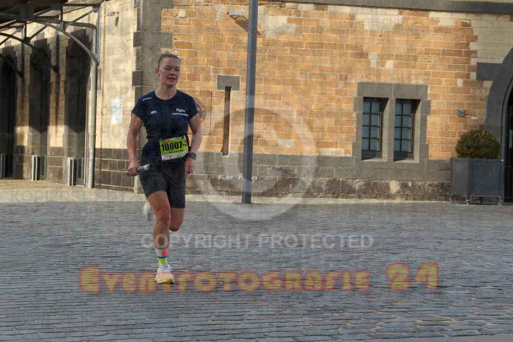 250920_1601_EV4_9661 | Sportfotografie im Rhein-Sieg Kreis, Köln, Bonn, NRW, Rheinland Pfalz, Hessen, etc. Unser Tätigkeitsfeld umfasst den Laufsport vom Volkslauf über den Marathon, Duathlon, Triathon bis zum Ultralauf wie Kölnpfad Ultra oder Schindertrail.