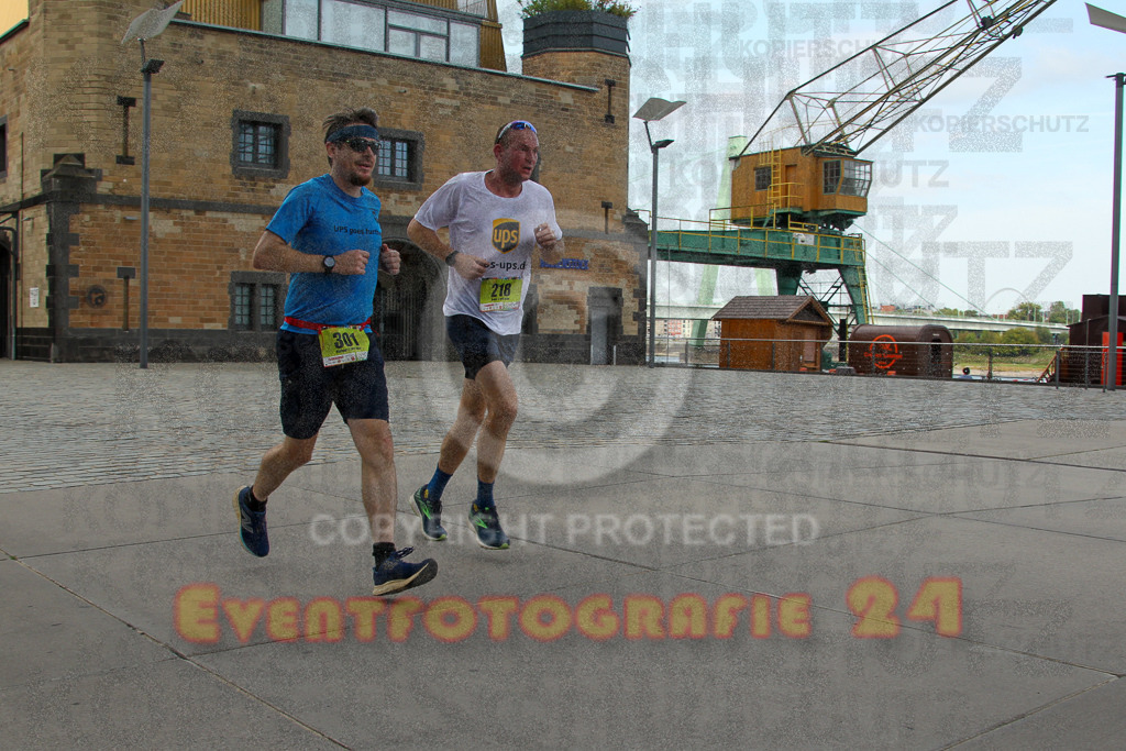 250920_1515_EV4_8301 | Sportfotografie im Rhein-Sieg Kreis, Köln, Bonn, NRW, Rheinland Pfalz, Hessen, etc. Unser Tätigkeitsfeld umfasst den Laufsport vom Volkslauf über den Marathon, Duathlon, Triathon bis zum Ultralauf wie Kölnpfad Ultra oder Schindertrail.