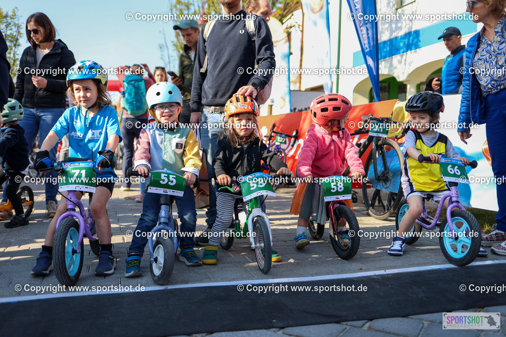 087_IMG_8472 | Neusiedlersee Radmarathon 2026@sportshot_your_pictrs #yourpictures#roadtowm2029 #nrm #neusiedlerseeradmarathon #neusiedlersee #neusiedlerseetourismus #burgenland #mörbisch #nrm26 #burgenlandtourismus #voglundco #poweredbyburgenlandtourismus #radsport #rad #marathon #ucigranfondo #visitburgenland #ucigranfondoworldseries