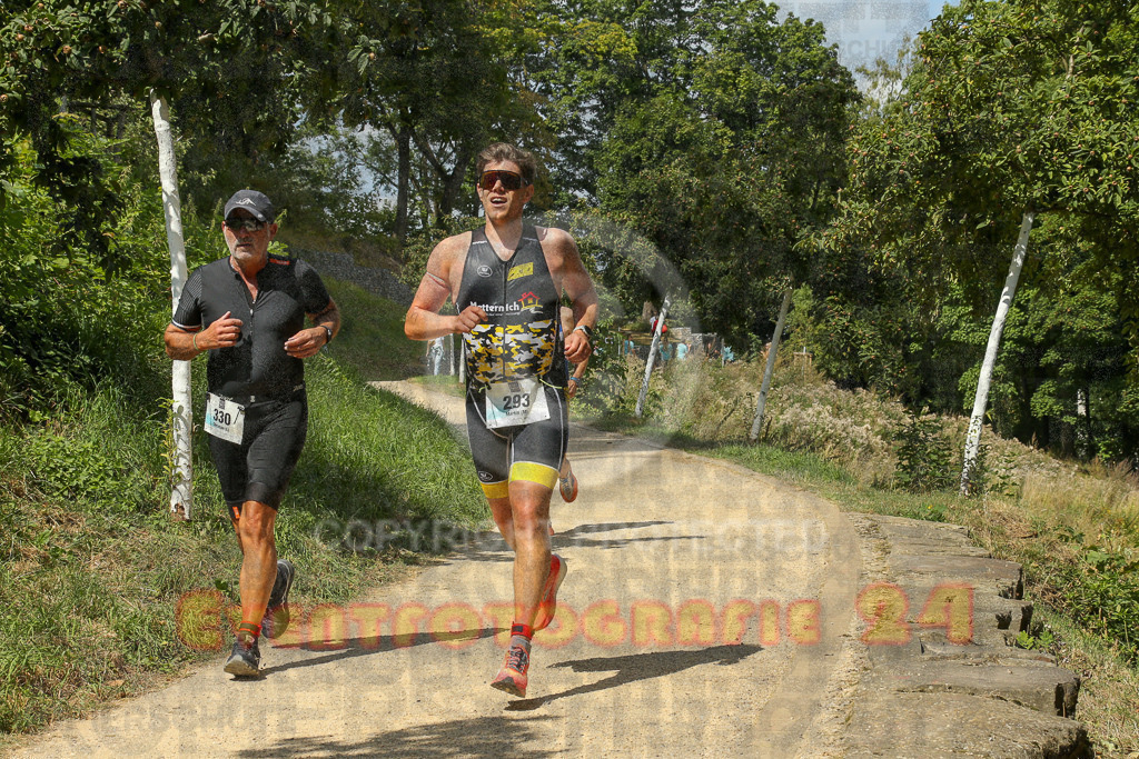 250824_1331_EX1_2687 | Sportfotografie im Rhein-Sieg Kreis, Köln, Bonn, NRW, Rheinland Pfalz, Hessen, etc. Unser Tätigkeitsfeld umfasst den Laufsport vom Volkslauf über den Marathon, Duathlon, Triathon bis zum Ultralauf wie Kölnpfad Ultra oder Schindertrail.