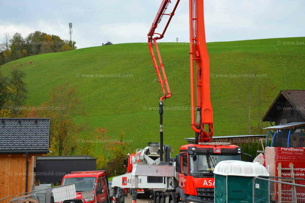 bib-lg01-baustelleneinrichtung-0103 | Nach LV-Leistungsgruppen sortierte Detailfotos über den Bau eines Hauses. Alle Hausbau-Bilder direkt vom Urheber und Autor der Website Haus-Selber-Bauen.com