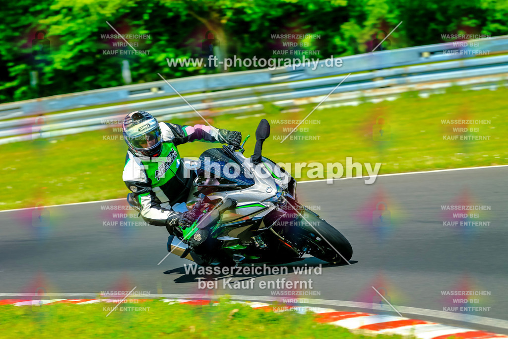 _NBG4744 | Hier findet Ihr Bilder von Touristenfahrten auf der Nürburgring Nordschleife oder von anderen Veranstaltungen die ich besucht habe. Viel Spass beim Durch Schauen 